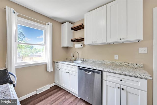 4703 CLARENDON ST, Harrisburg, PA 17109