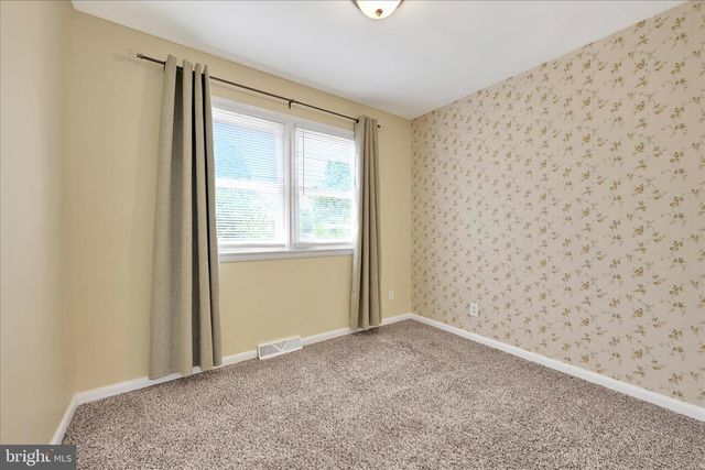 4703 CLARENDON ST, Harrisburg, PA 17109