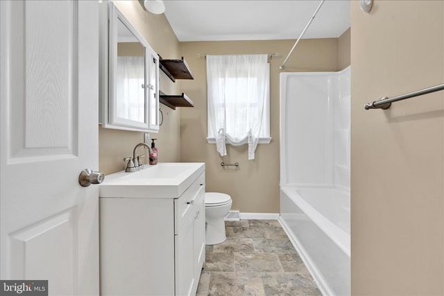 4703 CLARENDON ST, Harrisburg, PA 17109