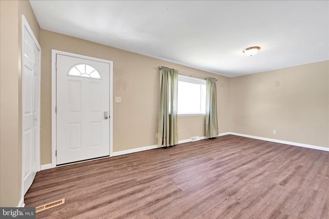4703 CLARENDON ST, Harrisburg, PA 17109