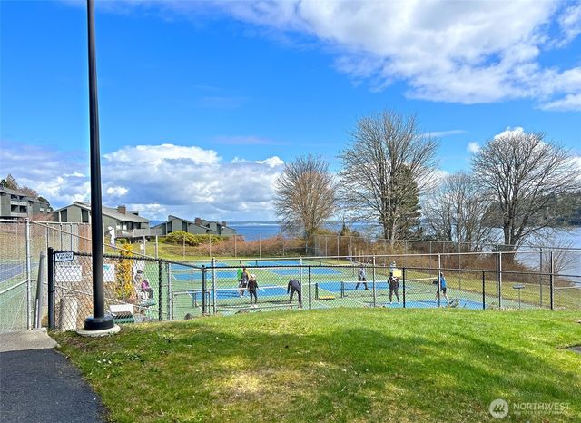 291 Pioneer Drive, Port Ludlow, WA 98365