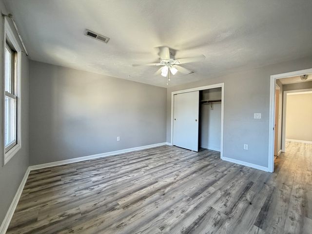 354 Neponset St M, Canton, MA 02021