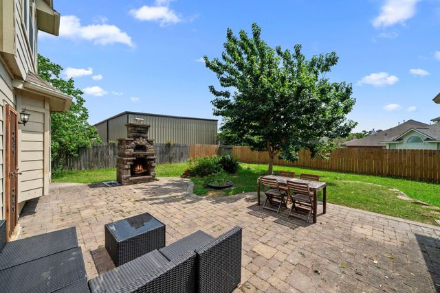 25993 Royal Emerald Lane, Kingwood, TX 77339