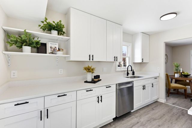 5056 Upton Avenue N, Minneapolis, MN 55430