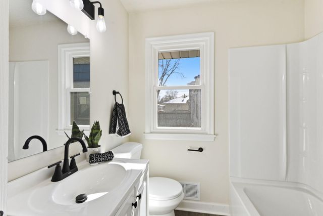 5056 Upton Avenue N, Minneapolis, MN 55430