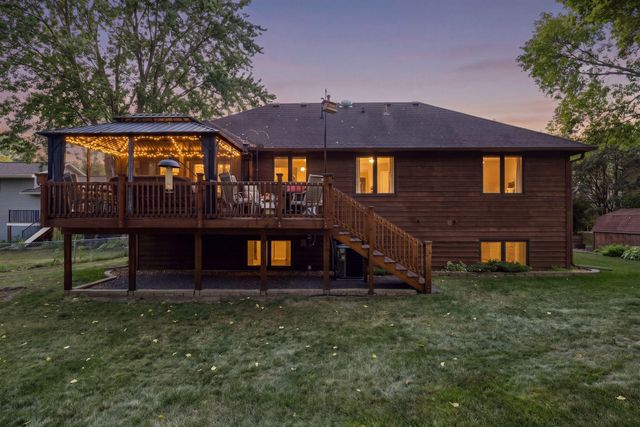 5170 Hemlock Lane N, Plymouth, MN 55442