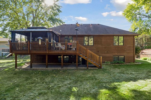 5170 Hemlock Lane N, Plymouth, MN 55442