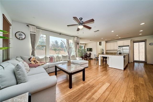 2782 E Thompson, Ontario, CA 91762