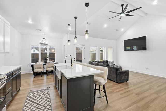 1404 17th Street, Bridgeport, TX 76426