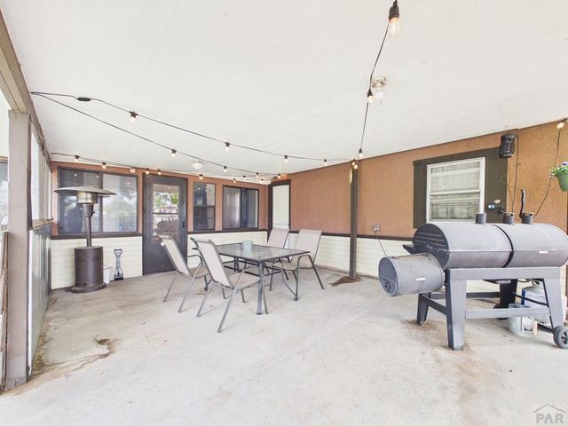 1615 Englewood Dr, Pueblo, CO 81005