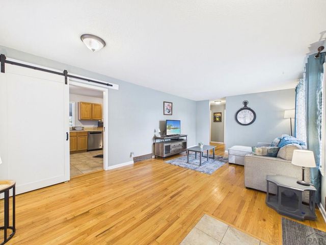 1615 Englewood Dr, Pueblo, CO 81005