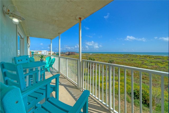 700 Island Retreat 115, Port Aransas, TX 78373
