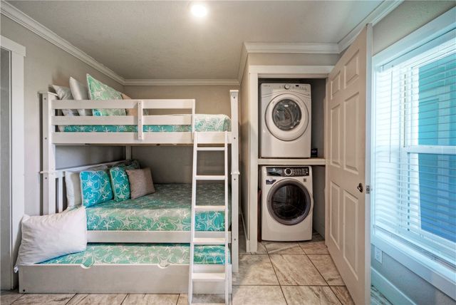 700 Island Retreat 115, Port Aransas, TX 78373