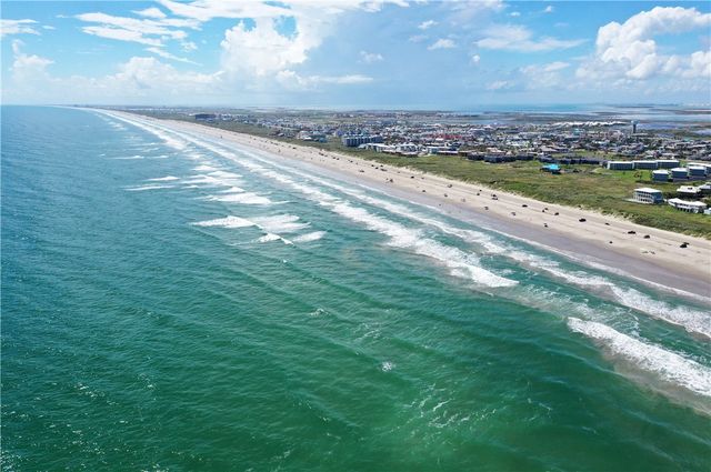 700 Island Retreat 115, Port Aransas, TX 78373