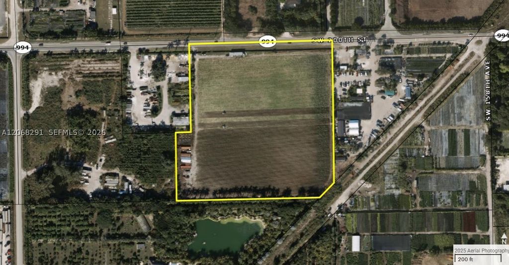16305 SW 200th St, Miami, FL 33187