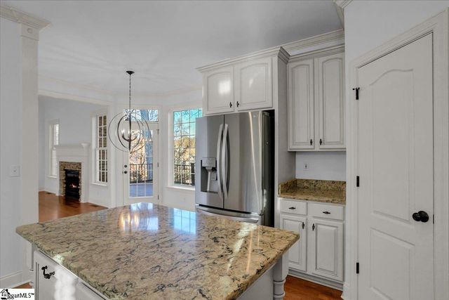 216 Asheton Lakes Way, Simpsonville, SC 29681