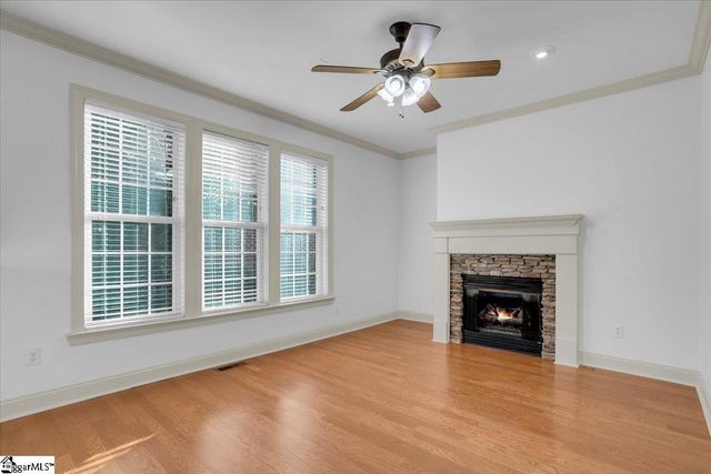 216 Asheton Lakes Way, Simpsonville, SC 29681