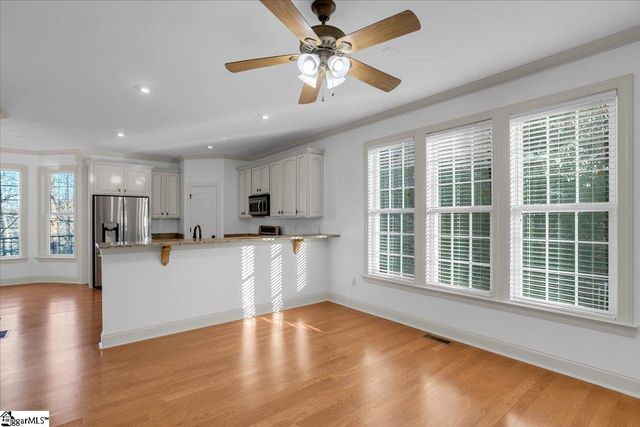 216 Asheton Lakes Way, Simpsonville, SC 29681