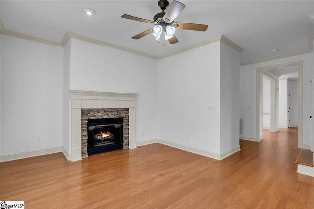 216 Asheton Lakes Way, Simpsonville, SC 29681