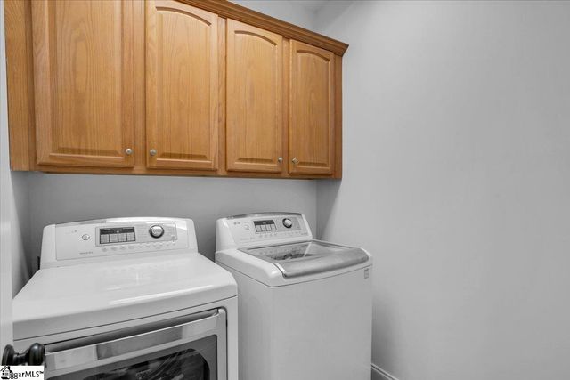 216 Asheton Lakes Way, Simpsonville, SC 29681