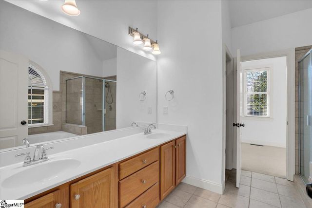 216 Asheton Lakes Way, Simpsonville, SC 29681