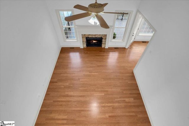 216 Asheton Lakes Way, Simpsonville, SC 29681