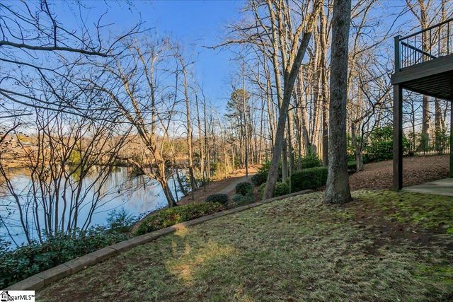 216 Asheton Lakes Way, Simpsonville, SC 29681