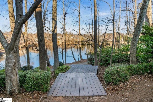 216 Asheton Lakes Way, Simpsonville, SC 29681
