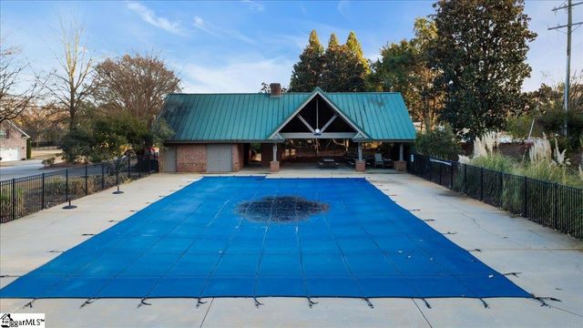 216 Asheton Lakes Way, Simpsonville, SC 29681