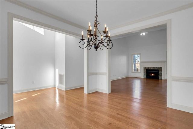 216 Asheton Lakes Way, Simpsonville, SC 29681