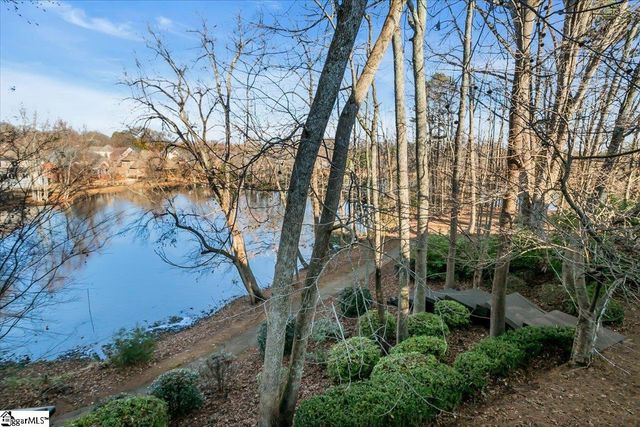 216 Asheton Lakes Way, Simpsonville, SC 29681