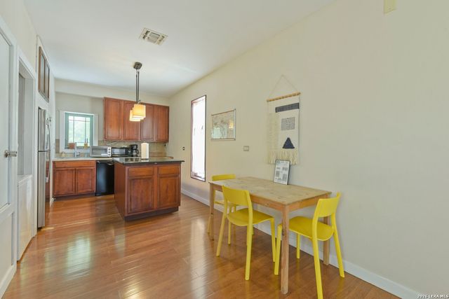 125 Paso Hondo, San Antonio, TX 78202