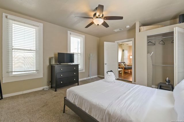 125 Paso Hondo, San Antonio, TX 78202