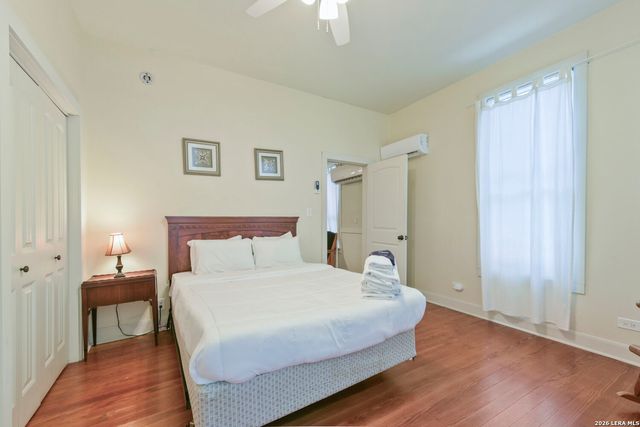 125 Paso Hondo, San Antonio, TX 78202