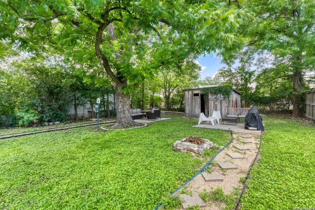 125 Paso Hondo, San Antonio, TX 78202
