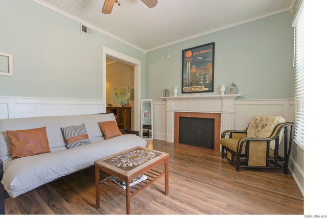 125 Paso Hondo, San Antonio, TX 78202