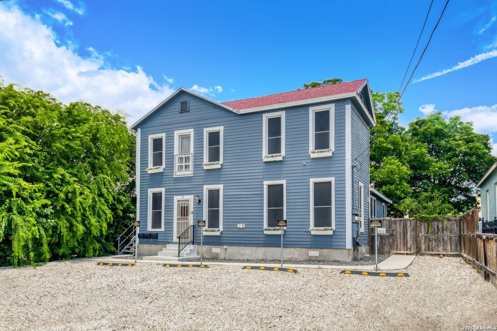 125 Paso Hondo, San Antonio, TX 78202