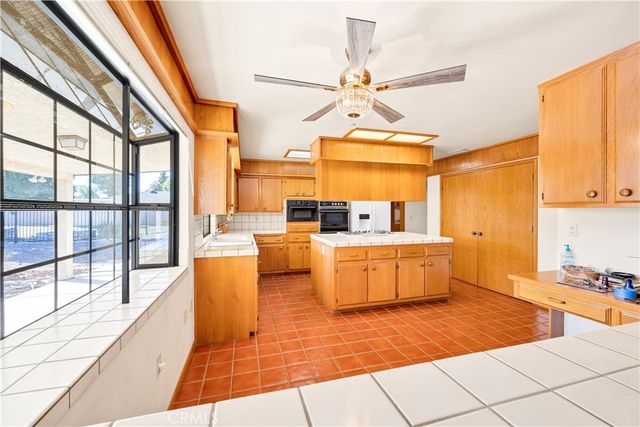 43061 Partridge Ranch, Hemet, CA 92544