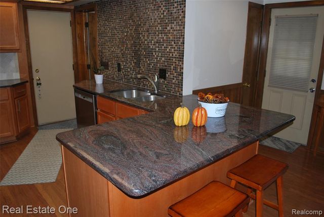 40936 Micol Drive, Plymouth, MI 48170