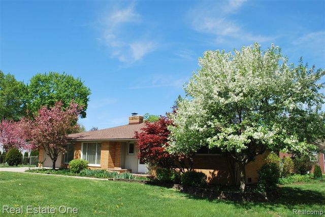40936 Micol Drive, Plymouth, MI 48170