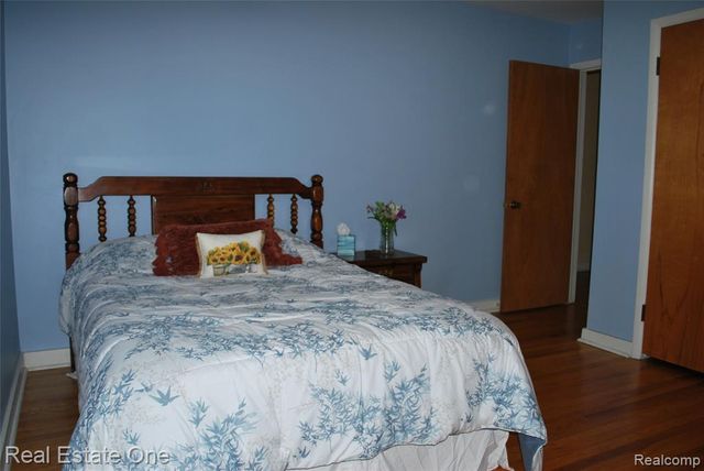 40936 Micol Drive, Plymouth, MI 48170