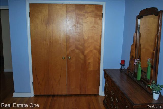 40936 Micol Drive, Plymouth, MI 48170