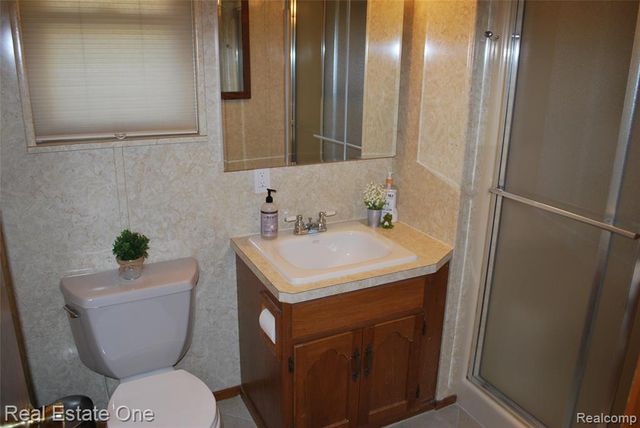 40936 Micol Drive, Plymouth, MI 48170