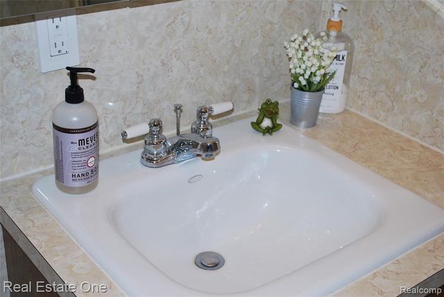 40936 Micol Drive, Plymouth, MI 48170