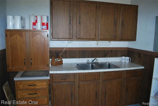 40936 Micol Drive, Plymouth, MI 48170