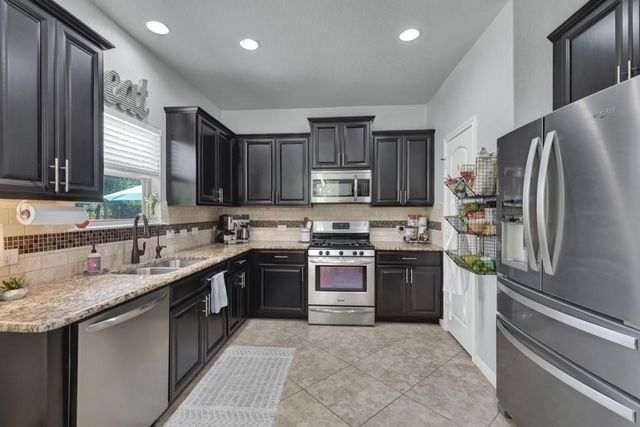 303 Parkside DR, San Marcos, TX 78666