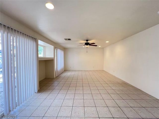 8704 AUTUMN VALLEY Avenue, Las Vegas, NV 89129