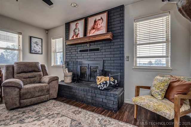 1121 Industrial Park Drive, Sulphur, OK 73086