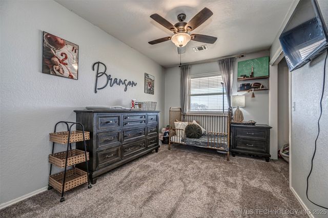 1121 Industrial Park Drive, Sulphur, OK 73086