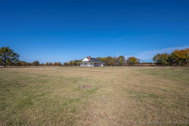 1121 Industrial Park Drive, Sulphur, OK 73086